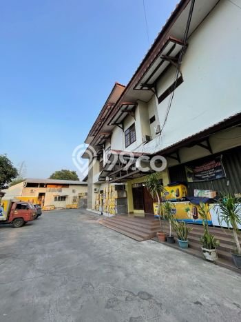 Gudang Strategis di Meruya, Luas 2000m², Area Komersial, Tingkat Keramaian Tinggi Gudang Strategis di Meruya, Luas 2000m², Area Komersial, Tingkat Keramaian Tinggi