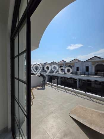 Rumah Elit Modern Tanpa Renovasi di Pantai Indah Kapuk 2 Jakarta Utara Rumah Elit Modern Tanpa Renovasi di Pantai Indah Kapuk 2 Jakarta Utara