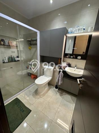 Rumah Mewah LB 500m2 Siap Pakai Desain Elegan di Golf Island, Jakarta Utara Rumah Mewah LB 500m2 Siap Pakai Desain Elegan di Golf Island, Jakarta Utara