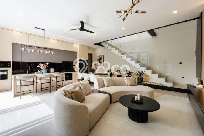 Rumah Luxury Modern Tanpa Renovasi di Canggu Badung Rumah Luxury Modern Tanpa Renovasi di Canggu Badung