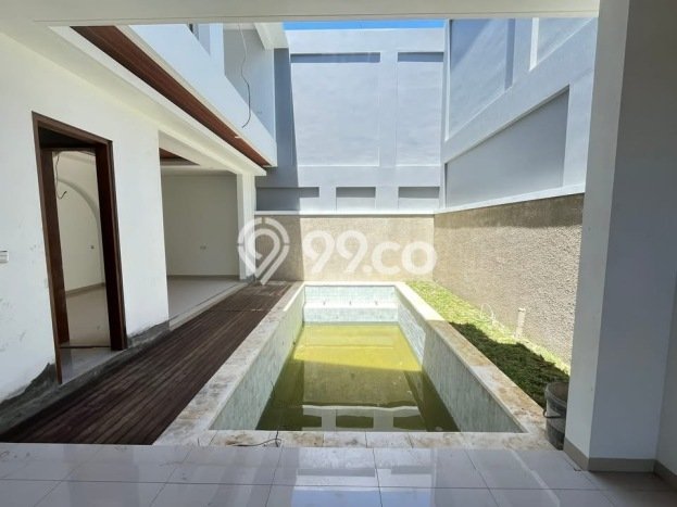 Rumah Elit LB 147m2 Siap Pakai Desain Elegan di Jimbaran, Badung Rumah Elit LB 147m2 Siap Pakai Desain Elegan di Jimbaran, Badung