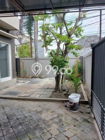 Jarang Ada! Rumah Sewa 4 Kamar Nyaman Siap Huni Renon Jarang Ada! Rumah Sewa 4 Kamar Nyaman Siap Huni Renon