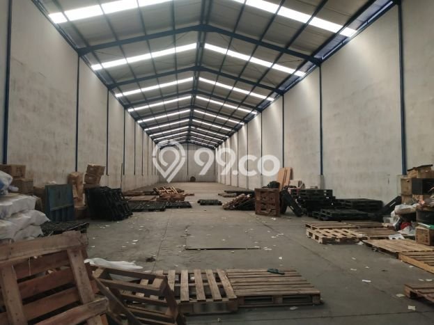 Dijual Gudang Strategis Kawasan , Luas 897m2m², Jalan Utama, Kawasan Komersial Dijual Gudang Strategis Kawasan , Luas 897m2m², Jalan Utama, Kawasan Komersial