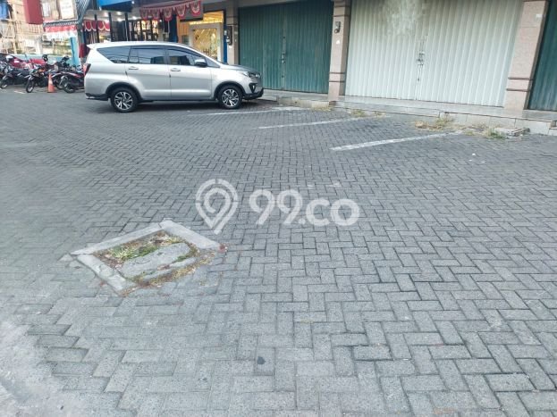 FOR RENT! Ruko di Gajahmada Cocok untuk Bisnis 300m2 FOR RENT! Ruko di Gajahmada Cocok untuk Bisnis 300m2