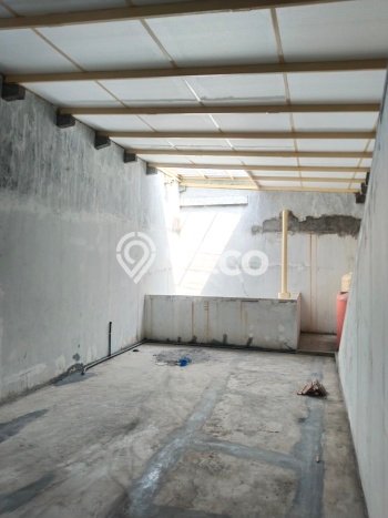 FOR RENT! Ruko di Gajahmada Cocok untuk Bisnis 300m2 FOR RENT! Ruko di Gajahmada Cocok untuk Bisnis 300m2