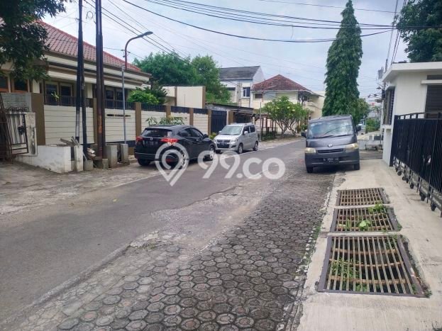 Lokasi Strategis! Dijual Kantor Bisnis di Semarang Timur, Semarang Kondisi Baik Lokasi Strategis! Dijual Kantor Bisnis di Semarang Timur, Semarang Kondisi Baik