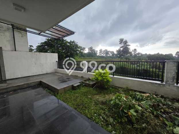 Rumah Luxury Modern Tanpa Renovasi di Candi Golf Semarang Rumah Luxury Modern Tanpa Renovasi di Candi Golf Semarang