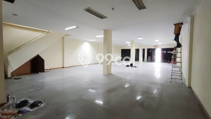 Unit Ruko Dijual di Semarang LT 340m2 & LB 800m2 Unit Ruko Dijual di Semarang LT 340m2 & LB 800m2