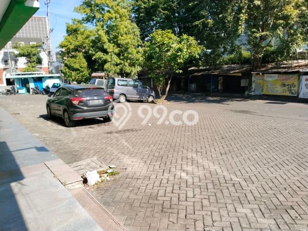 Unit Ruko Dijual di Semarang LT 340m2 & LB 800m2 Unit Ruko Dijual di Semarang LT 340m2 & LB 800m2