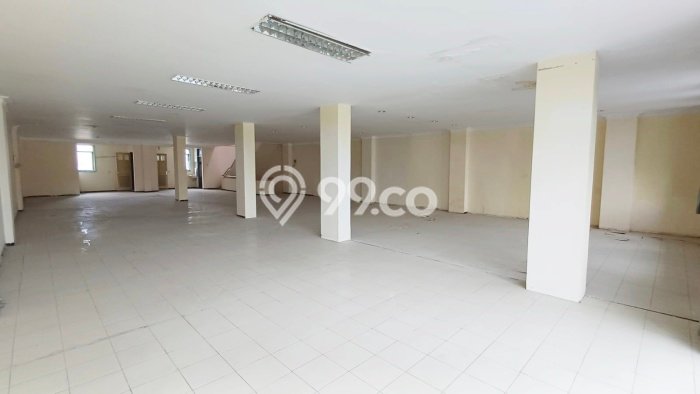 Unit Ruko Dijual di Semarang LT 340m2 & LB 800m2 Unit Ruko Dijual di Semarang LT 340m2 & LB 800m2