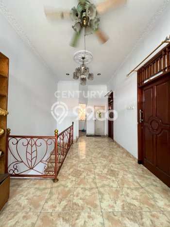 EXCLUSIVE HOME! Rumah di Johar Baru, 2 KM, Design Modern, Luas 75m2m² LB 140m2m² EXCLUSIVE HOME! Rumah di Johar Baru, 2 KM, Design Modern, Luas 75m2m² LB 140m2m²