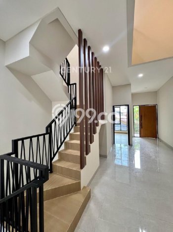 Dijual Rumah Premium dengan Fasilitas Sekitar Komplit di Palmerah, Jakarta Barat Dijual Rumah Premium dengan Fasilitas Sekitar Komplit di Palmerah, Jakarta Barat