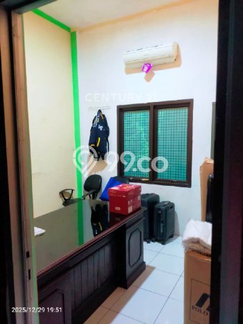 Rumah Luxury Modern Tanpa Renovasi di Rawamangun Jakarta Timur Rumah Luxury Modern Tanpa Renovasi di Rawamangun Jakarta Timur