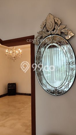 Siap Huni Hunian Elit 5 Kamar di Tebet Dekat ke Mana Pun Siap Huni Hunian Elit 5 Kamar di Tebet Dekat ke Mana Pun
