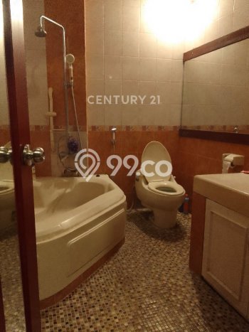 Hunian Eksklusif Siap Huni LT 900m2 di Kramat Jati, Jakarta Timur Hunian Eksklusif Siap Huni LT 900m2 di Kramat Jati, Jakarta Timur