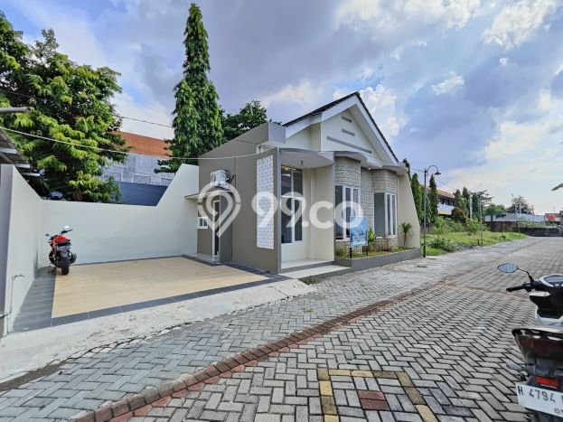 Jual Rumah Favorit Siap Huni LB 40m2 di Pedurungan, Semarang Jual Rumah Favorit Siap Huni LB 40m2 di Pedurungan, Semarang