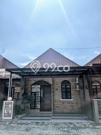 Rumah Modern Minimalis 3 Kamar Bisa Langsung Pindah di Tembalang Rumah Modern Minimalis 3 Kamar Bisa Langsung Pindah di Tembalang