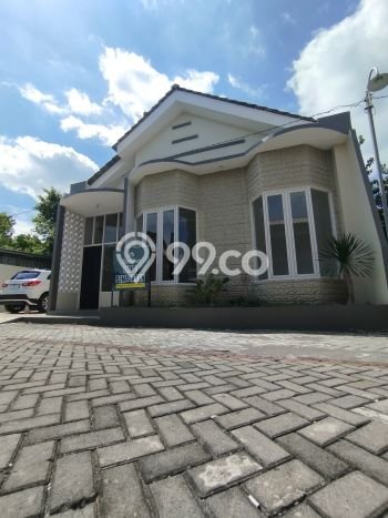Jual Rumah Strategis Bagus Punya 2 KT di Pedurungan Semarang SHM Jual Rumah Strategis Bagus Punya 2 KT di Pedurungan Semarang SHM