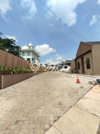 Rumah Kost untuk Dijual di Tembalang dengan 3 KT, 3 KM, Luas 30m2 Rumah Kost untuk Dijual di Tembalang dengan 3 KT, 3 KM, Luas 30m2