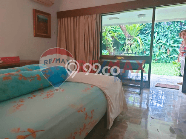 Siap Huni Hunian Elit 4 Kamar di Mampang Prapatan Dekat ke Mana Pun Siap Huni Hunian Elit 4 Kamar di Mampang Prapatan Dekat ke Mana Pun
