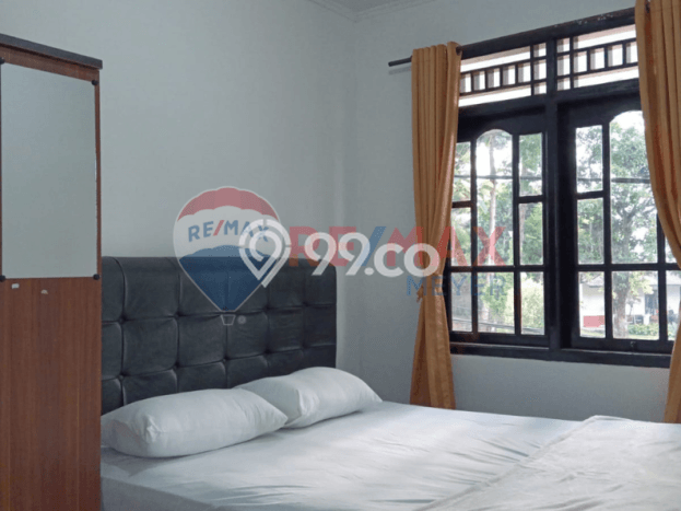 Unit Komersial Dijual di Cisarua Bogor 200m2 Unit Komersial Dijual di Cisarua Bogor 200m2