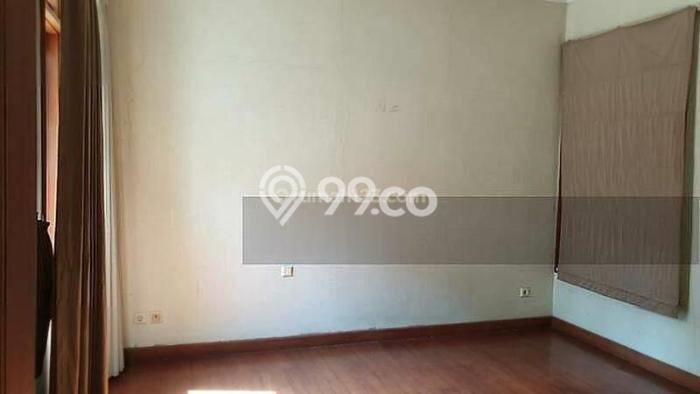 Hunian Mewah LT 1215m2m² / LB 600m2m² di Kompleks Perumahan Sukasari, Bandung Hunian Mewah LT 1215m2m² / LB 600m2m² di Kompleks Perumahan Sukasari, Bandung