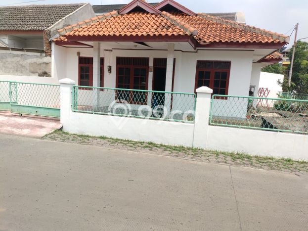For Sale Hunian Rumah Terawat 4 Kamar di Jurangmangu, Tangerang For Sale Hunian Rumah Terawat 4 Kamar di Jurangmangu, Tangerang
