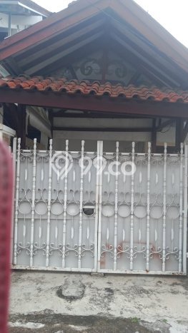Disewakan! Rumah 3 Kamar Tidur &
2 Kamar Mandi di Kayu Putih, Jakarta Timur Disewakan! Rumah 3 Kamar Tidur &
2 Kamar Mandi di Kayu Putih, Jakarta Timur