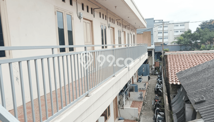 For Sale Rumah 12 Kamar Lokasi Strategis Bagus dan Strategis di BSD For Sale Rumah 12 Kamar Lokasi Strategis Bagus dan Strategis di BSD