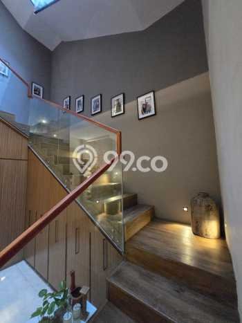 Hot Offer Hunian Mewah Ideal dan Luas di BSD, Tangerang Selatan Hot Offer Hunian Mewah Ideal dan Luas di BSD, Tangerang Selatan