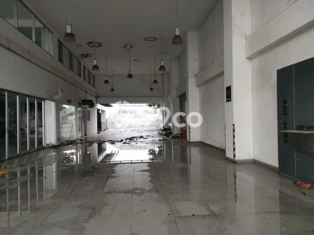 Unit Komersial Dijual di BSD Tangerang Selatan 2m2 Unit Komersial Dijual di BSD Tangerang Selatan 2m2