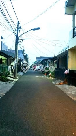 Rumah Modern 4 Kamar LT 60m2 di BSD Griya Loka Rumah Modern 4 Kamar LT 60m2 di BSD Griya Loka