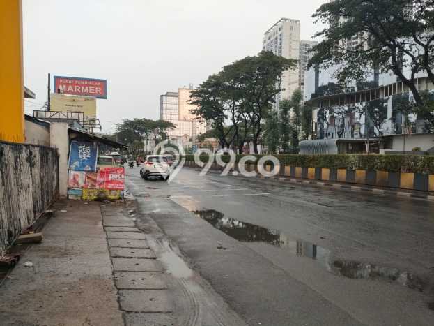 Unit Komersial Dijual di BSD Tangerang Selatan 2m2 Unit Komersial Dijual di BSD Tangerang Selatan 2m2