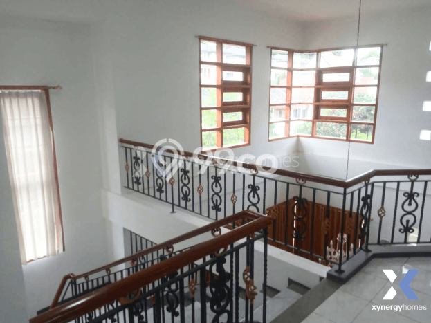 Rumah sewa siap pakai 4 Kamar Tidur di Setra Duta, Bandung Rumah sewa siap pakai 4 Kamar Tidur di Setra Duta, Bandung