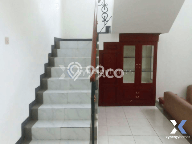 Rumah sewa siap pakai 4 Kamar Tidur di Setra Duta, Bandung Rumah sewa siap pakai 4 Kamar Tidur di Setra Duta, Bandung