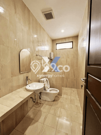 Ready to Use! Luxury House LT 487m2 Desain Modern di Ciwaruga Ready to Use! Luxury House LT 487m2 Desain Modern di Ciwaruga