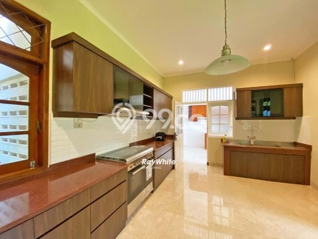 Jarang Ada! Rumah Kontrakan 4 Kamar Nyaman Siap Huni Pejaten Jarang Ada! Rumah Kontrakan 4 Kamar Nyaman Siap Huni Pejaten