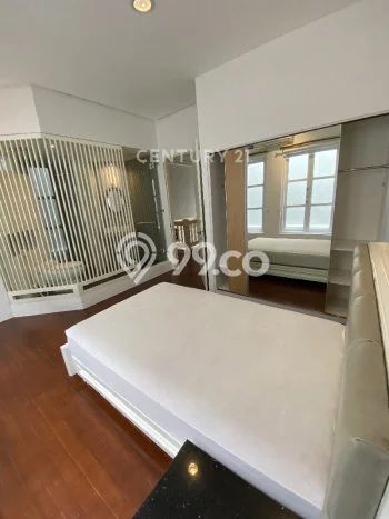 Rumah Kondisi Baik Disewakan di Pondok Indah, Jakarta Selatan LT 412m2, LB 450m2 Rumah Kondisi Baik Disewakan di Pondok Indah, Jakarta Selatan LT 412m2, LB 450m2