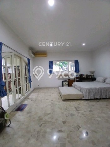 Rumah Elit Modern Siap Huni di Mampang Jakarta Selatan Rumah Elit Modern Siap Huni di Mampang Jakarta Selatan