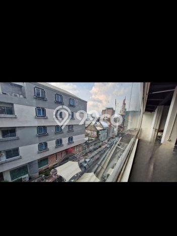 Ruko Lokasi Komersial Kawasan Kebayoran Baru, Luas 300m², Jalur Strategis Ruko Lokasi Komersial Kawasan Kebayoran Baru, Luas 300m², Jalur Strategis