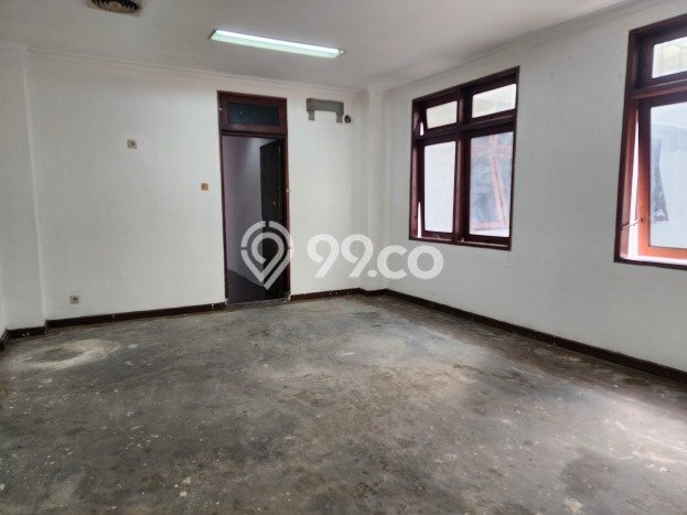 For Rent Kantor di Menteng, Luas 2000m², Kawasan Berkembang For Rent Kantor di Menteng, Luas 2000m², Kawasan Berkembang