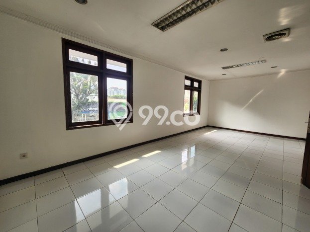 For Rent Kantor di Menteng, Luas 2000m², Kawasan Berkembang For Rent Kantor di Menteng, Luas 2000m², Kawasan Berkembang
