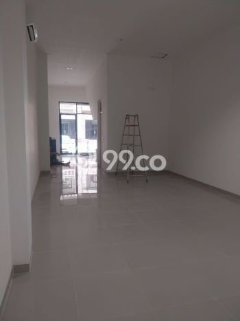 Ruko Lokasi Bisnis Kawasan Dadap, Luas 185m², Jalur Utama Ruko Lokasi Bisnis Kawasan Dadap, Luas 185m², Jalur Utama