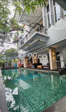 For Sale! Premium House LT 580m2 Desain Elegan di Pantai Indah Kapuk For Sale! Premium House LT 580m2 Desain Elegan di Pantai Indah Kapuk