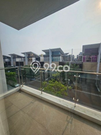 Jual Rumah Mewah Elegan Dengan View Eksklusif di Pantai Indah Kapuk, Jakarta Utara Jual Rumah Mewah Elegan Dengan View Eksklusif di Pantai Indah Kapuk, Jakarta Utara