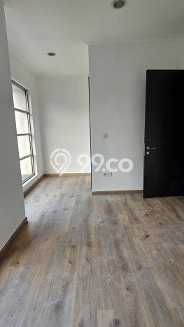 Disewakan! Rumah 3 Kamar Tidur &
3 Kamar Mandi di Pantai Indah Kapuk, Jakarta Utara Disewakan! Rumah 3 Kamar Tidur &
3 Kamar Mandi di Pantai Indah Kapuk, Jakarta Utara