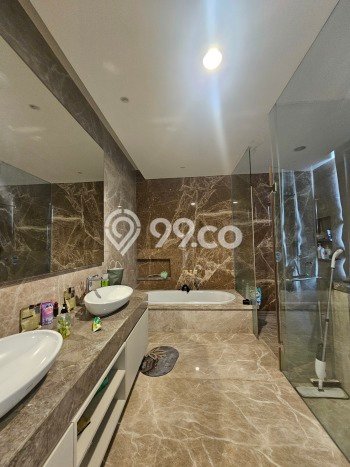 Jual Rumah Mewah Elegan Dengan View Eksklusif di Pantai Indah Kapuk, Jakarta Utara Jual Rumah Mewah Elegan Dengan View Eksklusif di Pantai Indah Kapuk, Jakarta Utara