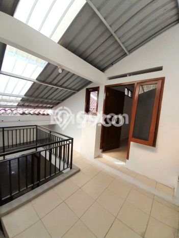 Rumah Nyaman di Colomadu, 0 KT, Lingkungan Strategis, Luas 115m2m² LB 115m2m² Rumah Nyaman di Colomadu, 0 KT, Lingkungan Strategis, Luas 115m2m² LB 115m2m²