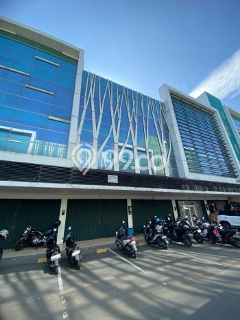 KAWASAN PREMIUM! Kantor Kawasan Cikarang, Luas 260m², Jalan Utama KAWASAN PREMIUM! Kantor Kawasan Cikarang, Luas 260m², Jalan Utama