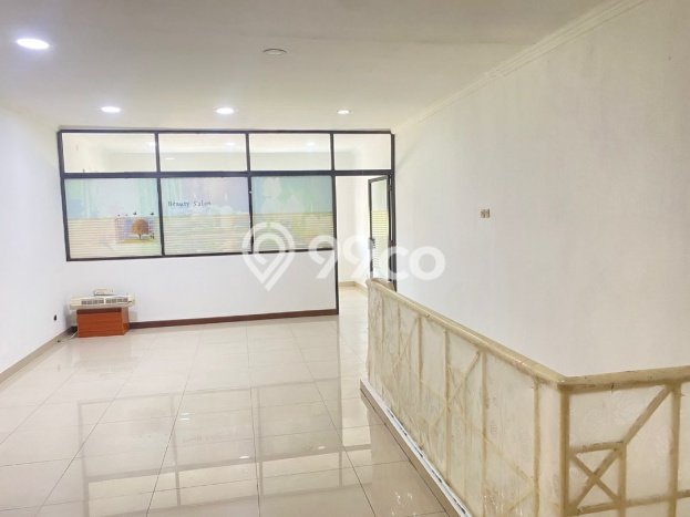 LOKASI STRATEGIS! Ruko di Cikarang, Luas 128m², Akses Strategis LOKASI STRATEGIS! Ruko di Cikarang, Luas 128m², Akses Strategis